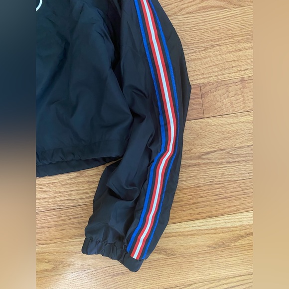 Forever 21 cropped jacket Women’s Large Black Striped Sleeves Buttons NWOT - Picture 7 of 9